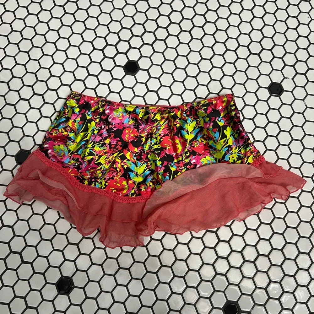 Jezebel intimate mini